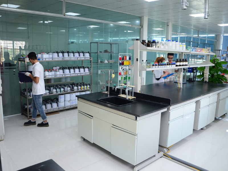 Phòng R&D MHM Coatings - Nơi Khởi Nguồn Những Công Thức Sơn Việt Phòng R&D Mhm Coatings – Nơi Khởi Nguồn Những Công Thức Sơn Việt